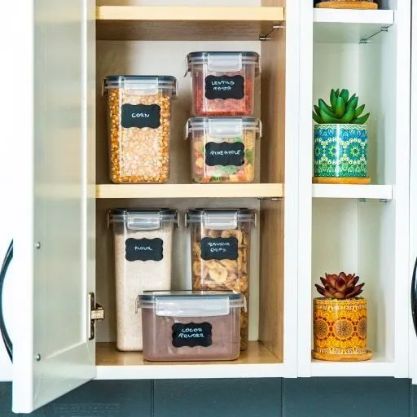 PLASTICCONTAINERS