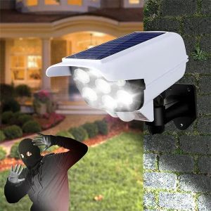 Mozgásérzékelős napelemes lámpa | LUMACAM