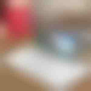 Multifunkcionális íróasztal-szervező + INGYENES fekete filctoll | DESKNOTE